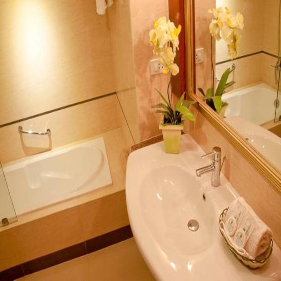 Royal Garden Hotel Ozamis Ngoại thất bức ảnh