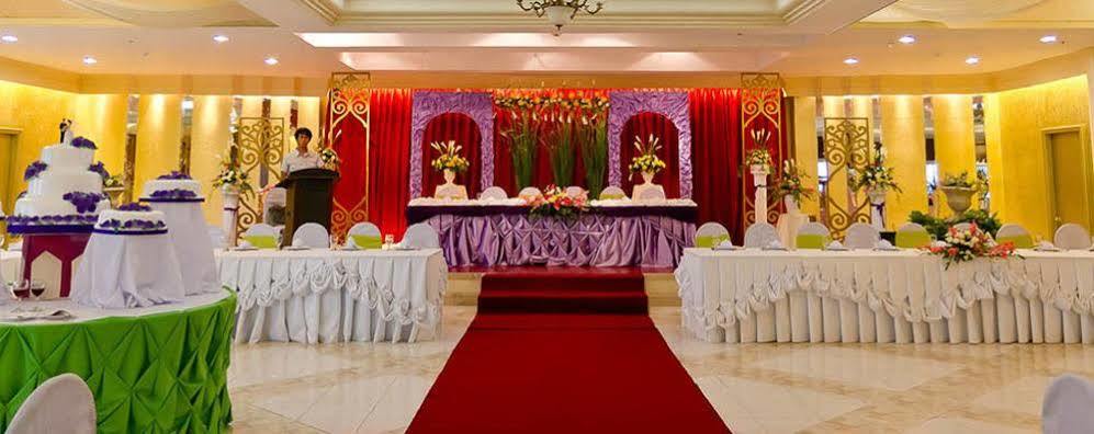 Royal Garden Hotel Ozamis Ngoại thất bức ảnh